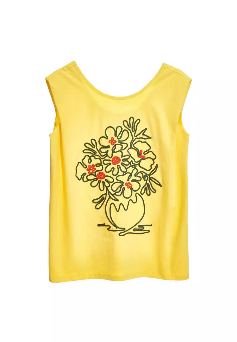 iROO Shoulder Padded Vest With Sew On Floral Graphic