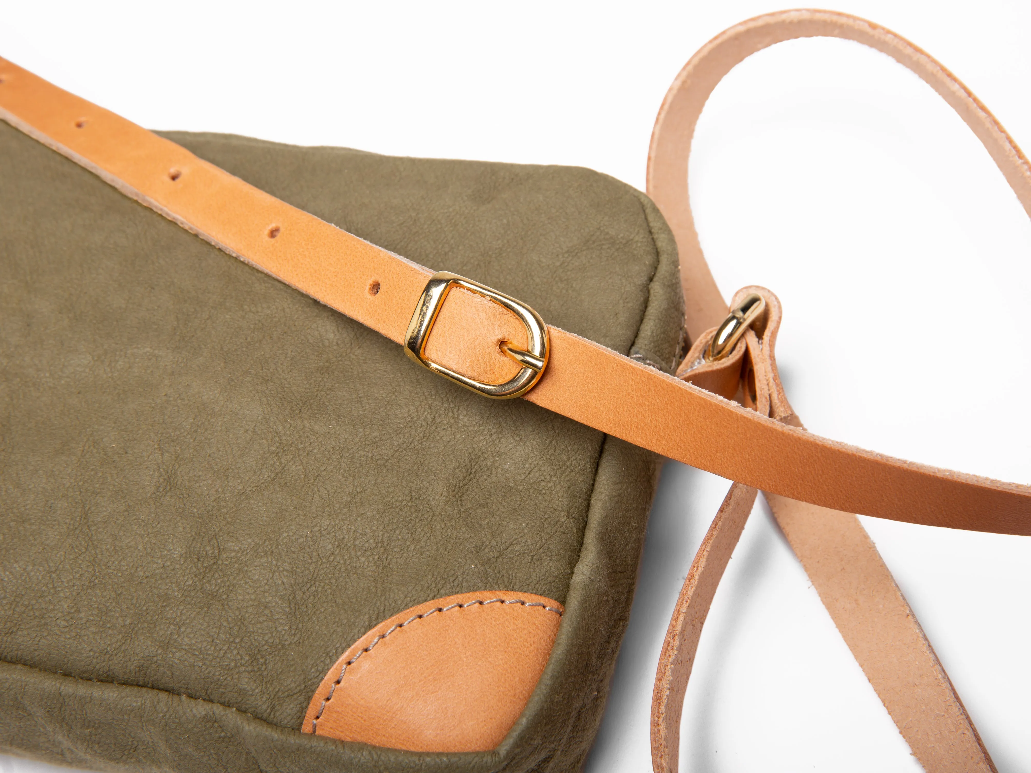 La Carta City Cross Strap Bag